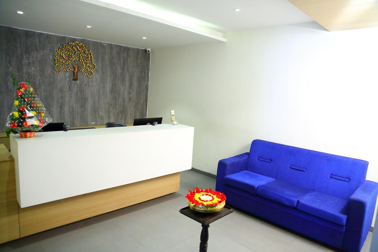 Abhayaa Hotel Visakhapatnam Esterno foto